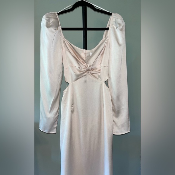 Astr the label pearl lainie dress NWT | size medium - Picture 2 of 9